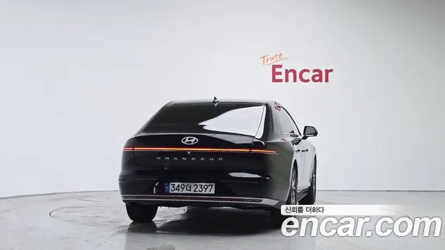 Hyundai Grandeur Grandeur (GN7) 3.5 Бензин 2WD — Фото автомобиля 4
