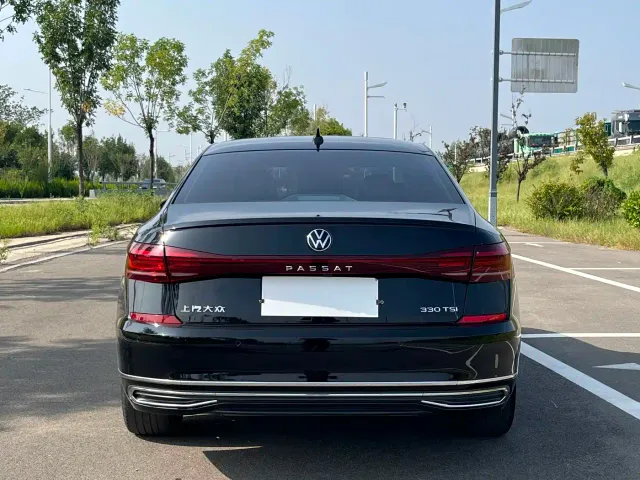 Volkswagen Passat — Фото автомобиля 22