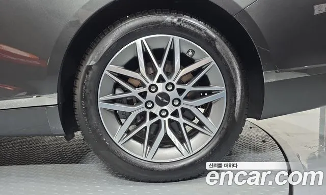 Genesis G80 RG3 — Фото автомобиля 6