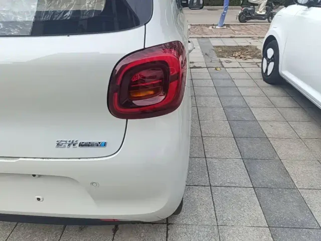 Wuling Hongguang Mini EV — Фото автомобиля 7