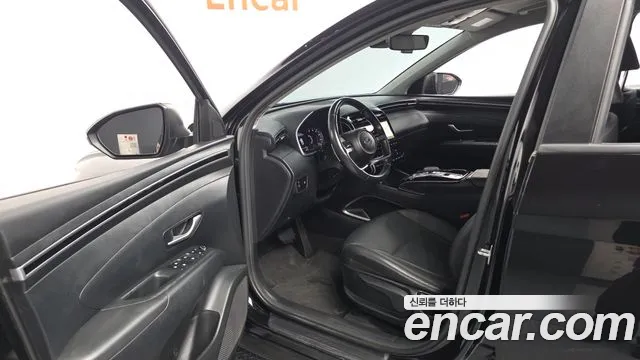 Hyundai Tucson Tucson (NX4) Дизель 2.0 2WD — Фото автомобиля 10