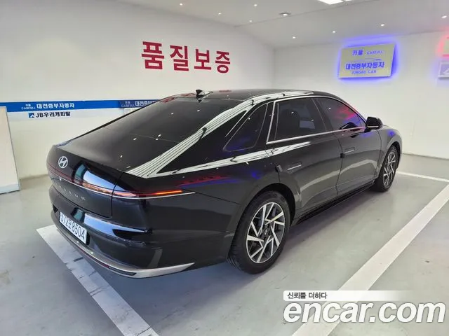 Hyundai Grandeur GN7 — Фото автомобиля 6