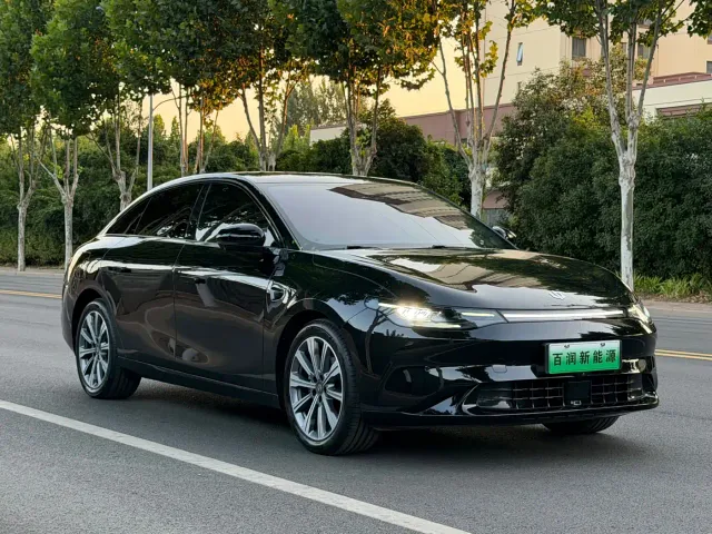 Leapmotor C01 — Фото автомобиля 2