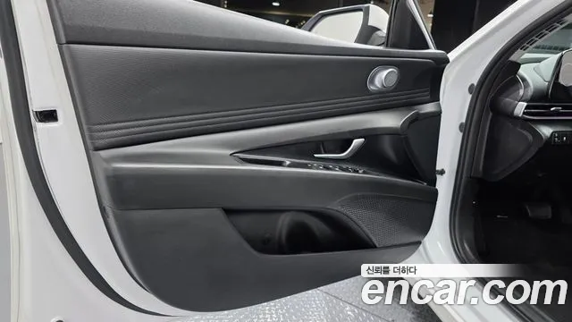Hyundai Avante — Фото автомобиля 13