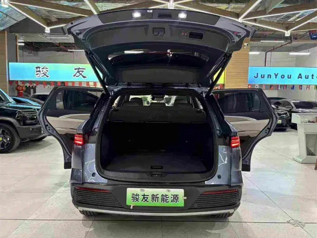 BYD Song Pro — Фото автомобиля 15