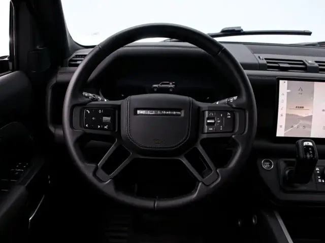 Land Rover Defender — Фото автомобиля 7