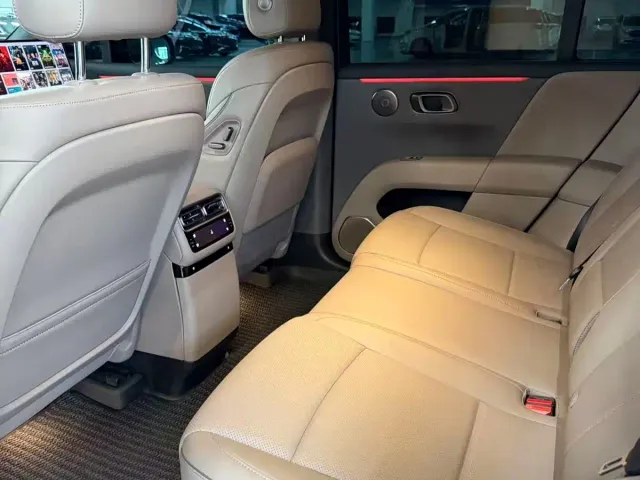 Li Auto i6 — Фото автомобиля 11