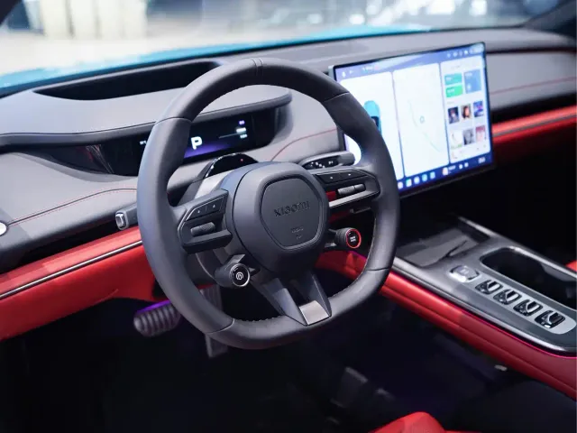 Xiaomi SU7 — Фото автомобиля 14