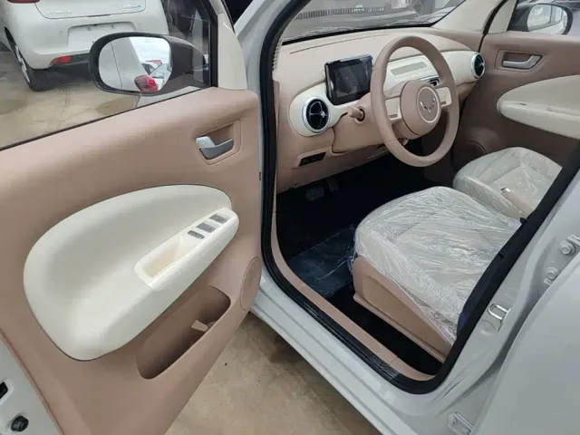 Wuling Hongguang Mini EV — Фото автомобиля 15