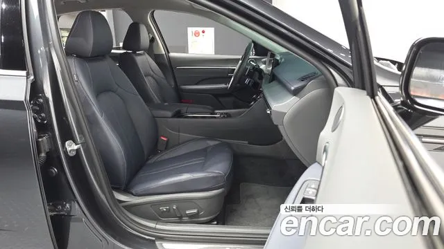 Hyundai Sonata Sonata Edge(DN8) 2.0 LPG(Для проката) — Фото автомобиля 11