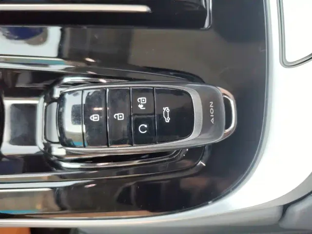 GAC Aion S Plus — Фото автомобиля 8