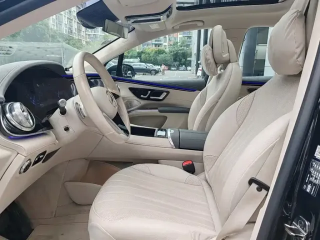 Mercedes-Benz Mercedes-Benz EQS SUV 2025 Model 500 4MATIC — Фото автомобиля 15
