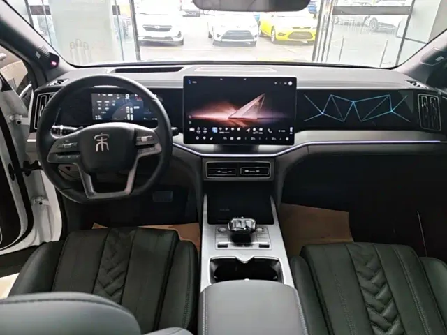BYD Song L DM-i — Фото автомобиля 9