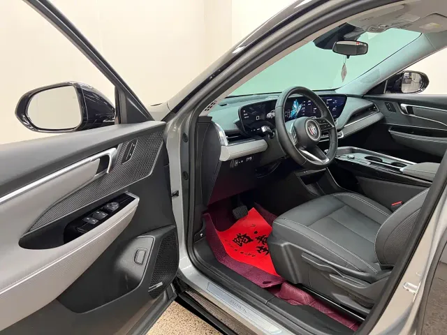 Buick E5 — Фото автомобиля 13