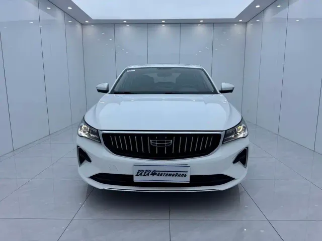 Geely Emgrand — Фото автомобиля 2