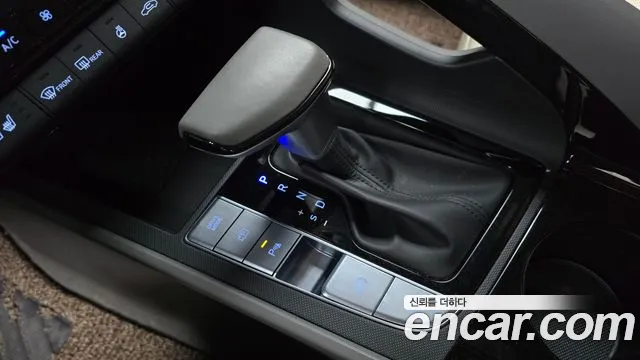 Hyundai Avante — Фото автомобиля 12
