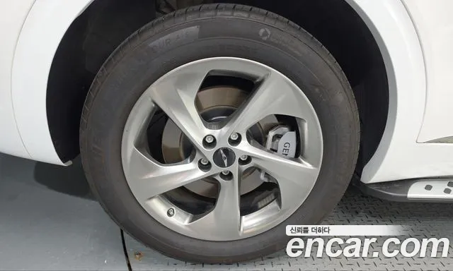 Genesis GV70 — Фото автомобиля 5