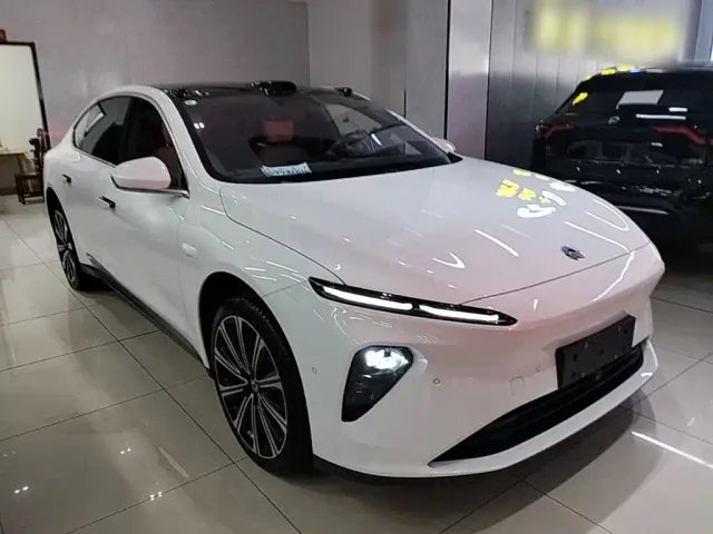 Nio ET7 — Фото автомобиля 3