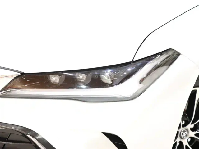 Toyota Avalon — Фото автомобиля 7