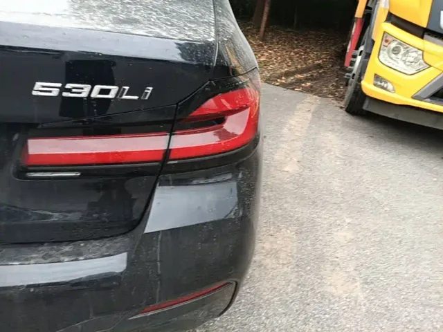 BMW 5 Series — Фото автомобиля 7