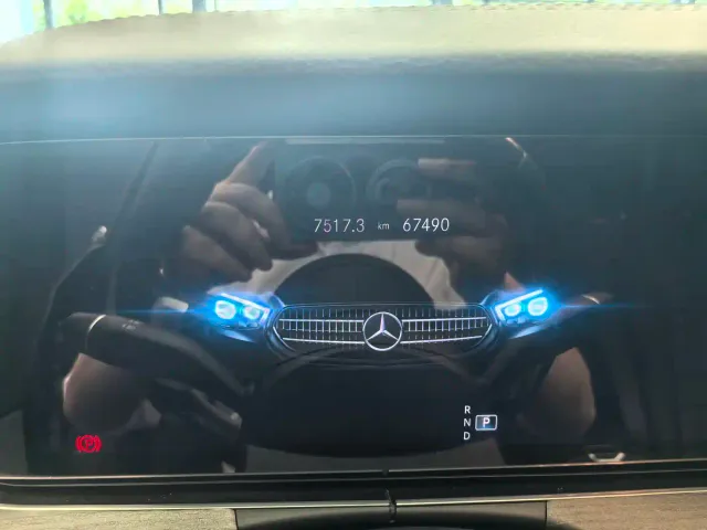 Mercedes-Benz E-Class — Фото автомобиля 15