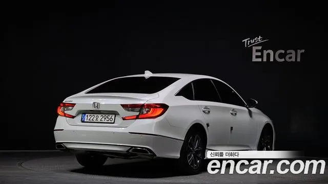 Honda Accord Accord 10 поколение 1.5 Turbo — Фото автомобиля 2