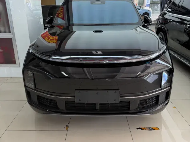 Фотография автомобиля — Li Auto L8