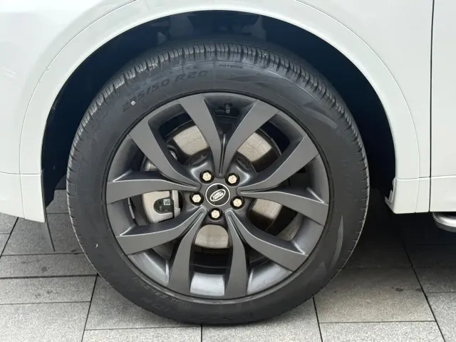 Land Rover Discovery Sport — Фото автомобиля 10