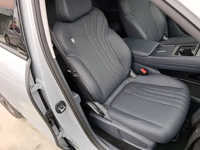 Geely Galaxy E5 — Фото автомобиля 24