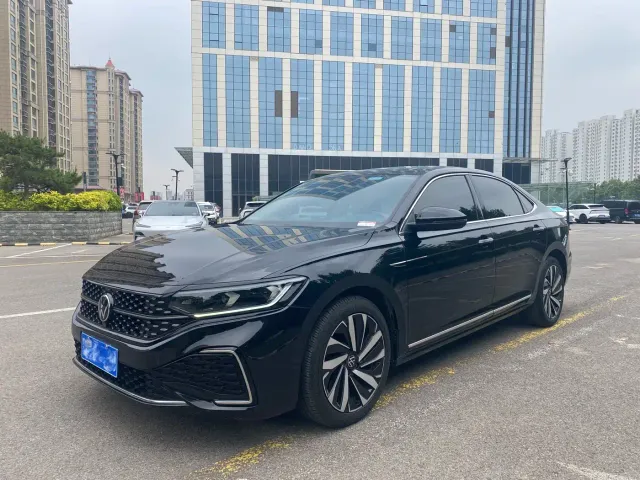 Фотография автомобиля — Volkswagen Passat