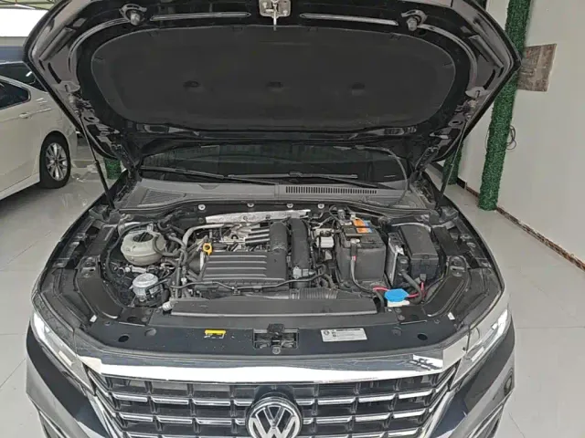 Volkswagen Passat — Фото автомобиля 19
