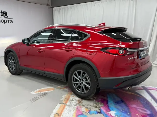 Mazda CX-4 — Фото автомобиля 4