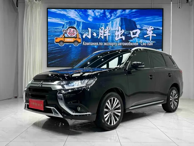 Фотография автомобиля — Mitsubishi Outlander