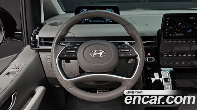 Hyundai Staria Staria — Фото автомобиля 4