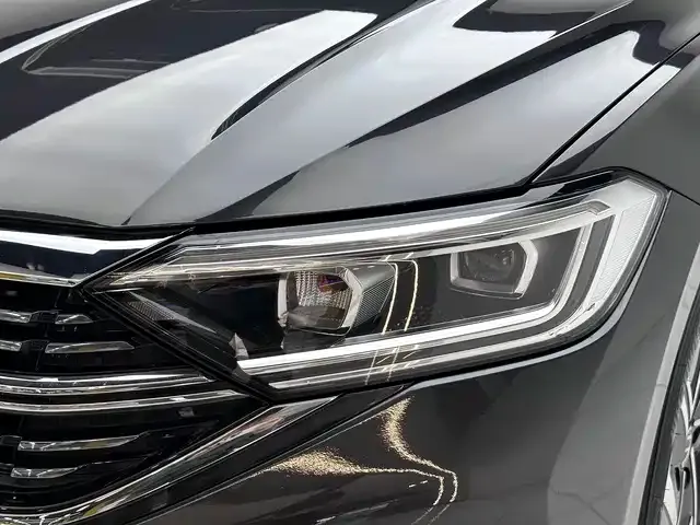 Volkswagen Sagitar — Фото автомобиля 15
