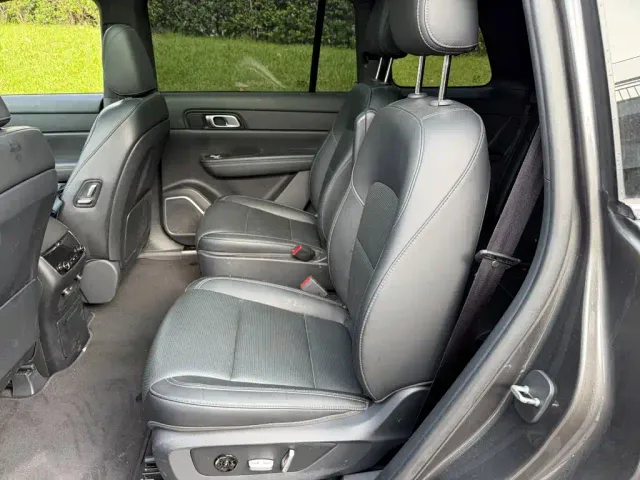 Li Auto ONE — Фото автомобиля 12