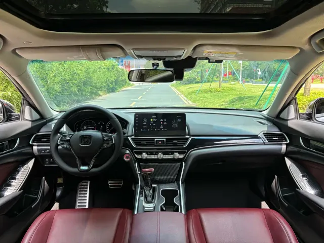 Honda Accord — Фото автомобиля 5