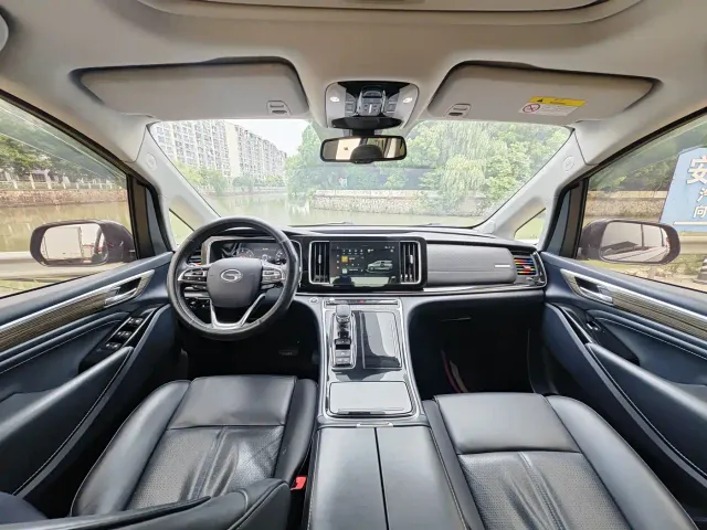 GAC Trumpchi M8 — Фото автомобиля 6