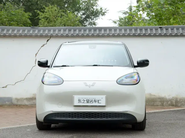 Wuling Bingo — Фото автомобиля 2