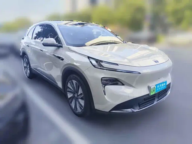 Buick Zhijing E7 — Фото автомобиля 3