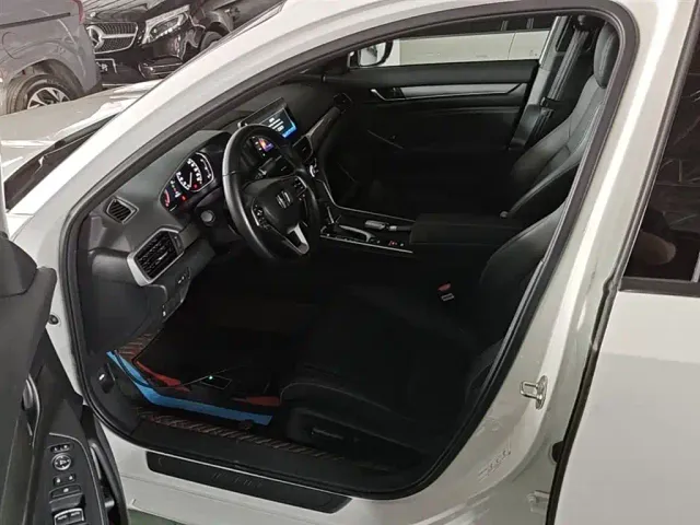 Honda Inspire — Фото автомобиля 14