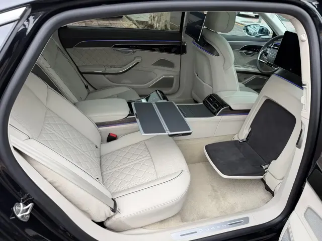 Audi Audi A8 2022 A8L Horch Founder's Edition Legendary — Фото автомобиля 14
