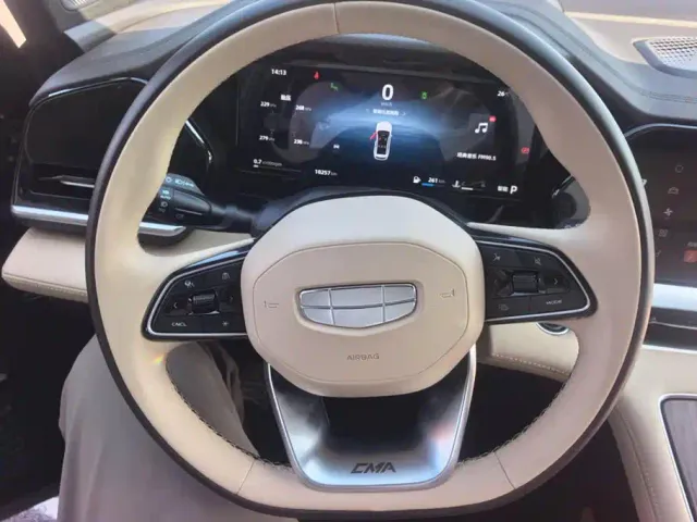 Geely Xingyue L — Фото автомобиля 15