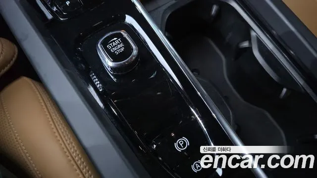Вольво V60 V60 Cross Country 2 поколение B5 Ultimate AWD — Фото автомобиля 25