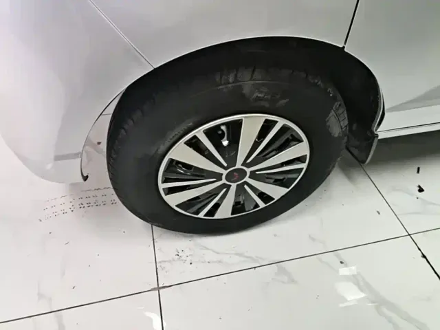 Wuling Rongguang S — Фото автомобиля 22