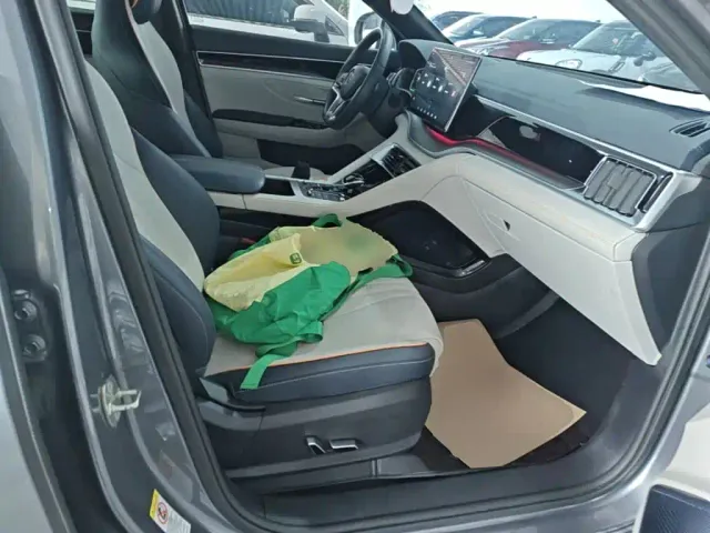 BYD Song PLUS — Фото автомобиля 24