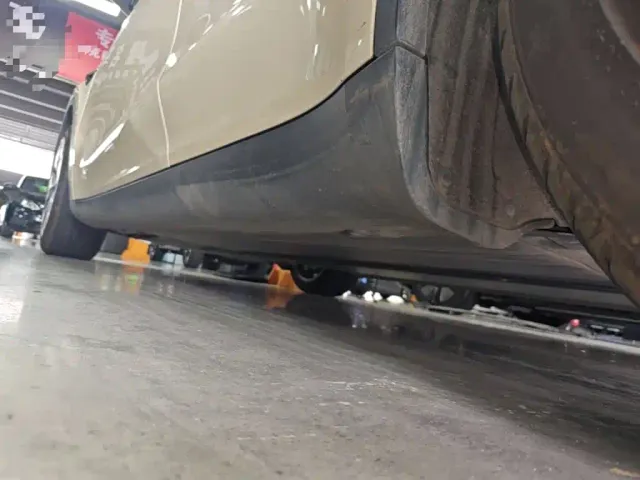 Tesla Model Y — Фото автомобиля 21