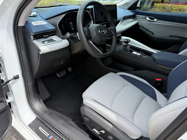 Geely Xingrui — Фото автомобиля 9