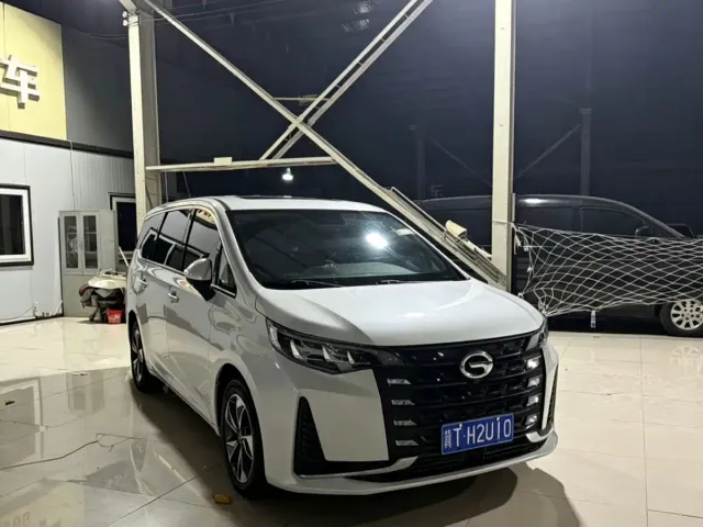 GAC Trumpchi M6 — Фото автомобиля 3