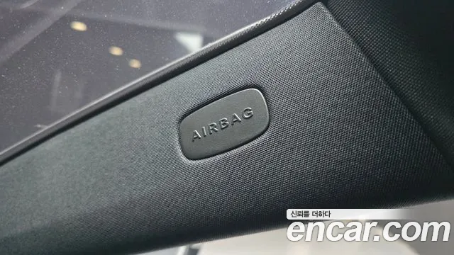 Mercedes-Benz E-Class — Фото автомобиля 28